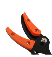 Telescopic Long-Range Pruning Shears